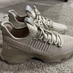 Women’s Steve Madden Sneakers Size 8M
